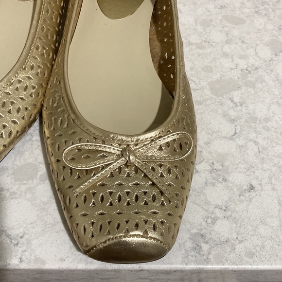 A.n.a gold ballet flat - Picture 5 of 6